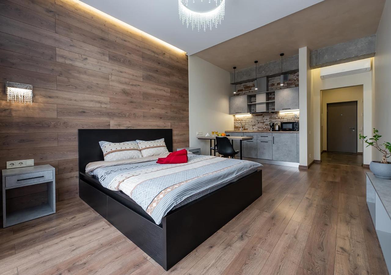 Smart Plaza Obolon: Designer Near Minska Metro