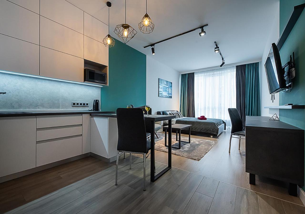 Smart Plaza Obolon: Designer Near Minska Metro * Kyiv