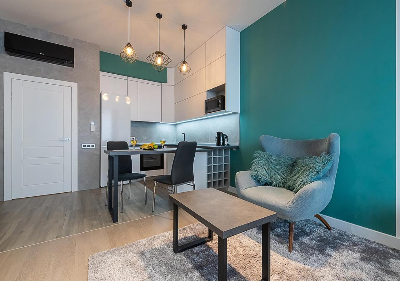 Smart Plaza Obolon: Designer Near Minska Metro