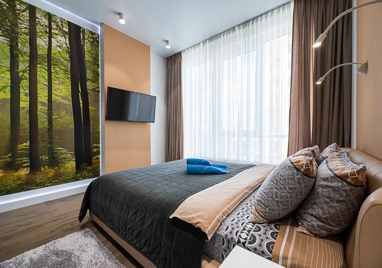 Smart Plaza Obolon: Designer Near Minska Metro Apartment *
