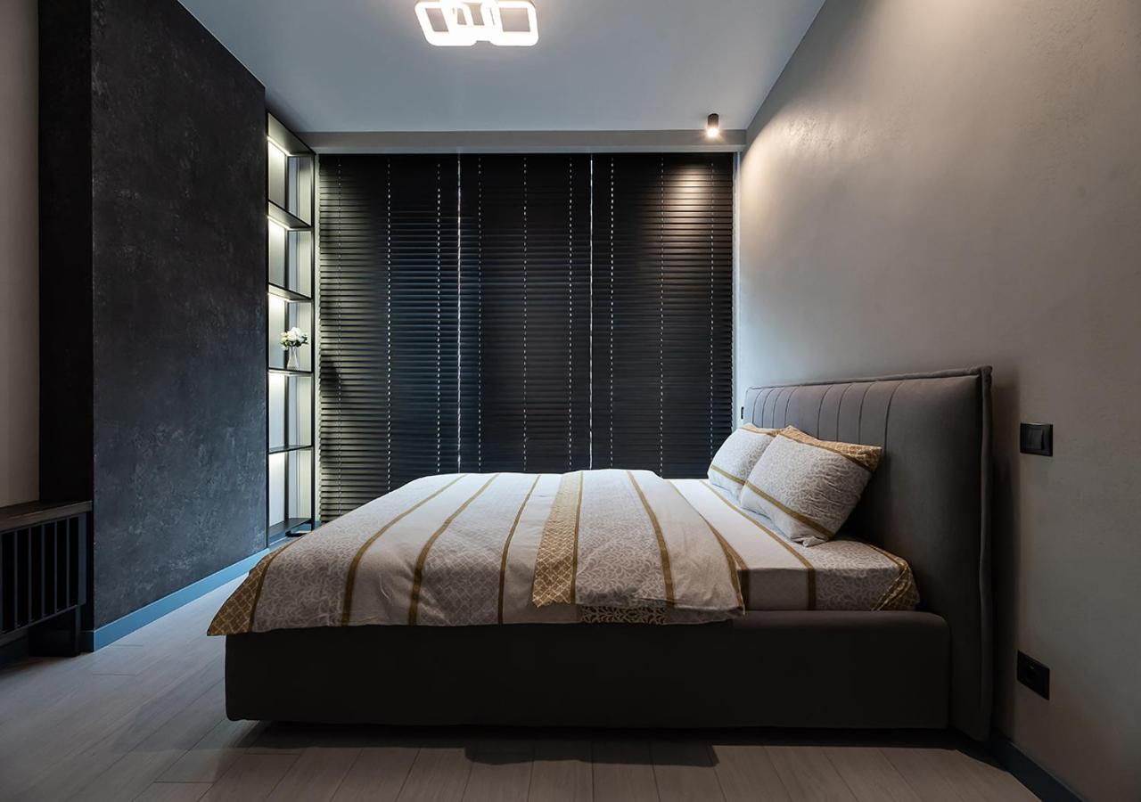 Smart Plaza Obolon: Designer Near Minska Metro Apartment *