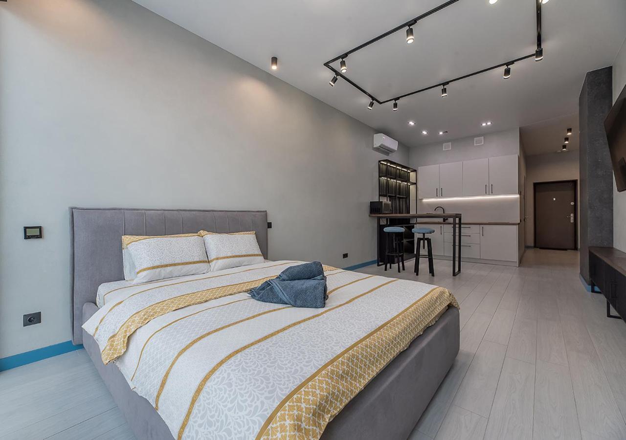 Apartment Smart Plaza Obolon: Designer Near Minska Metro *