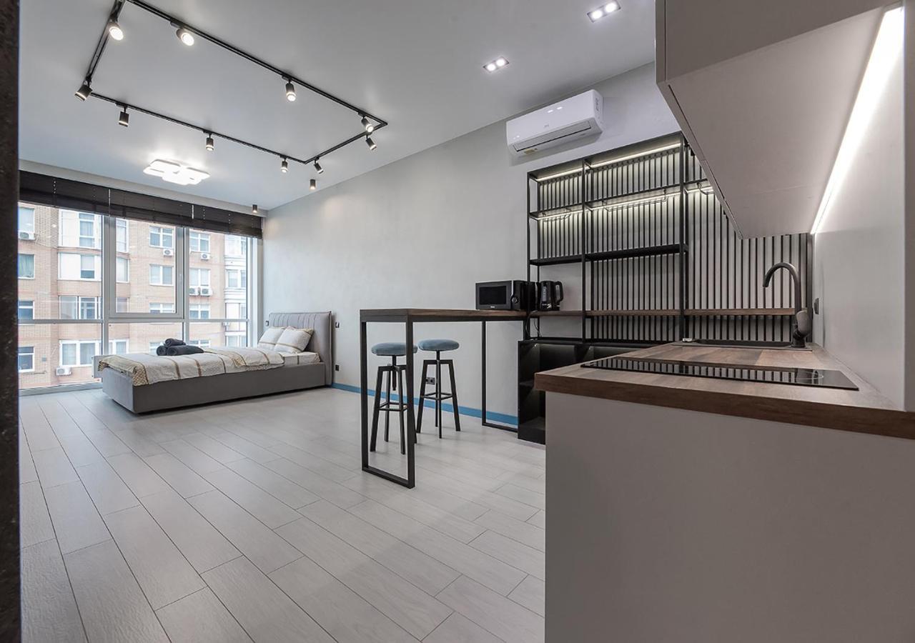 Apartment Smart Plaza Obolon: Designer Near Minska Metro Kyiv