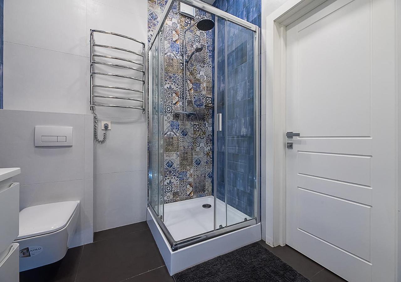 Smart Plaza Obolon: Designer Near Minska Metro Apartment Kyiv