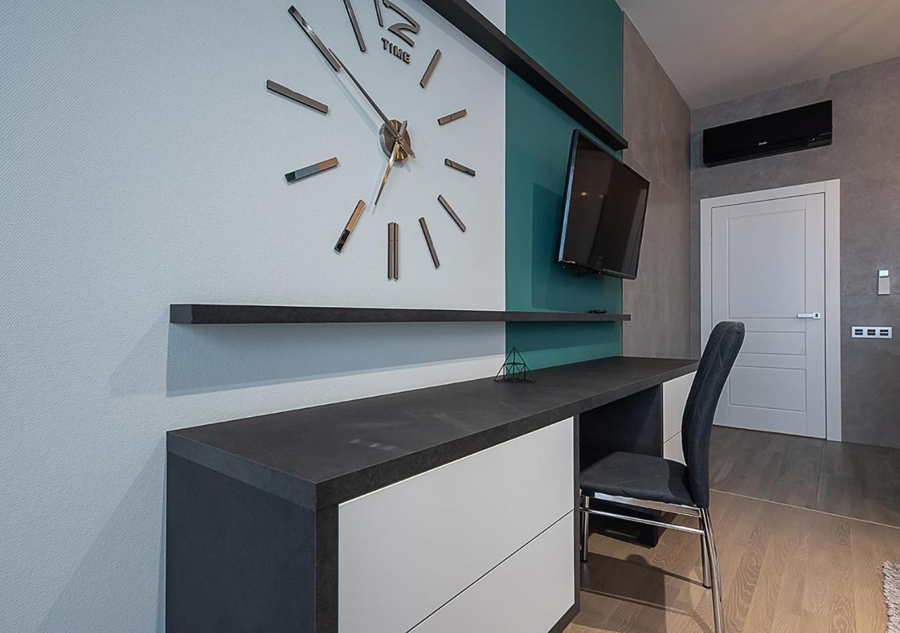 Smart Plaza Obolon: Designer Near Minska Metro * Kyiv
